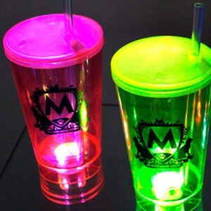 Na Falconi Brindes você encontra Copo Led Personalizado e opções promocionais de brindes personalizados, e também brindes de luxo.